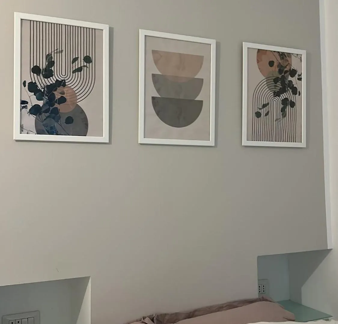 Appartement Affascinante Bilocale Ristrutturato In Zona Verde Milaan